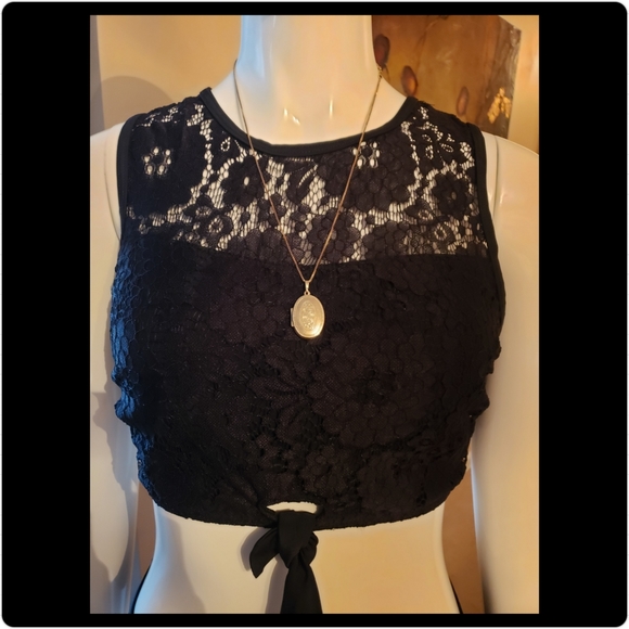 ๐ End of the Season Swimsuit SALE ๐๐ฉฑ - Picture 2 of 7